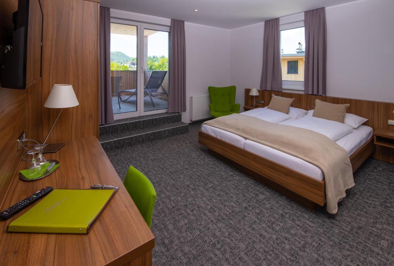 גמונדן Seehotel Im Weyer מראה חיצוני תמונה