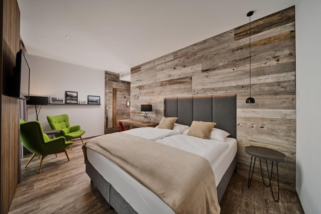 גמונדן Seehotel Im Weyer מראה חיצוני תמונה