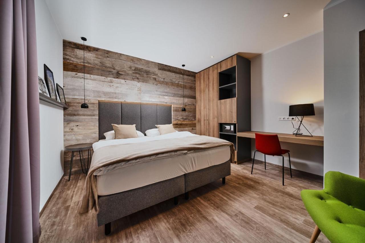 גמונדן Seehotel Im Weyer מראה חיצוני תמונה