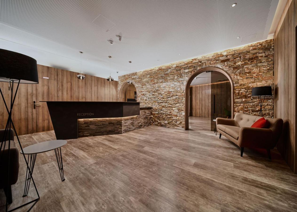 גמונדן Seehotel Im Weyer מראה חיצוני תמונה