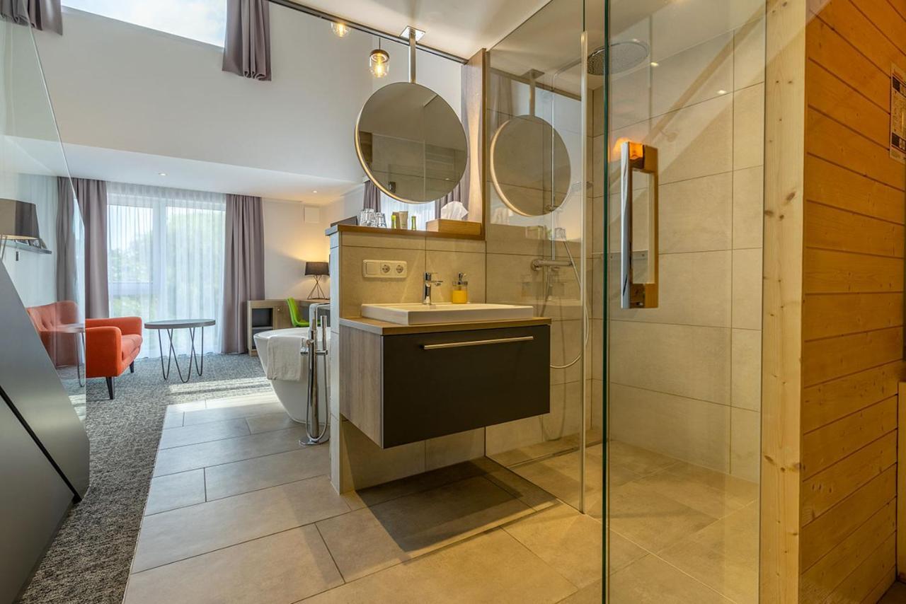 גמונדן Seehotel Im Weyer מראה חיצוני תמונה