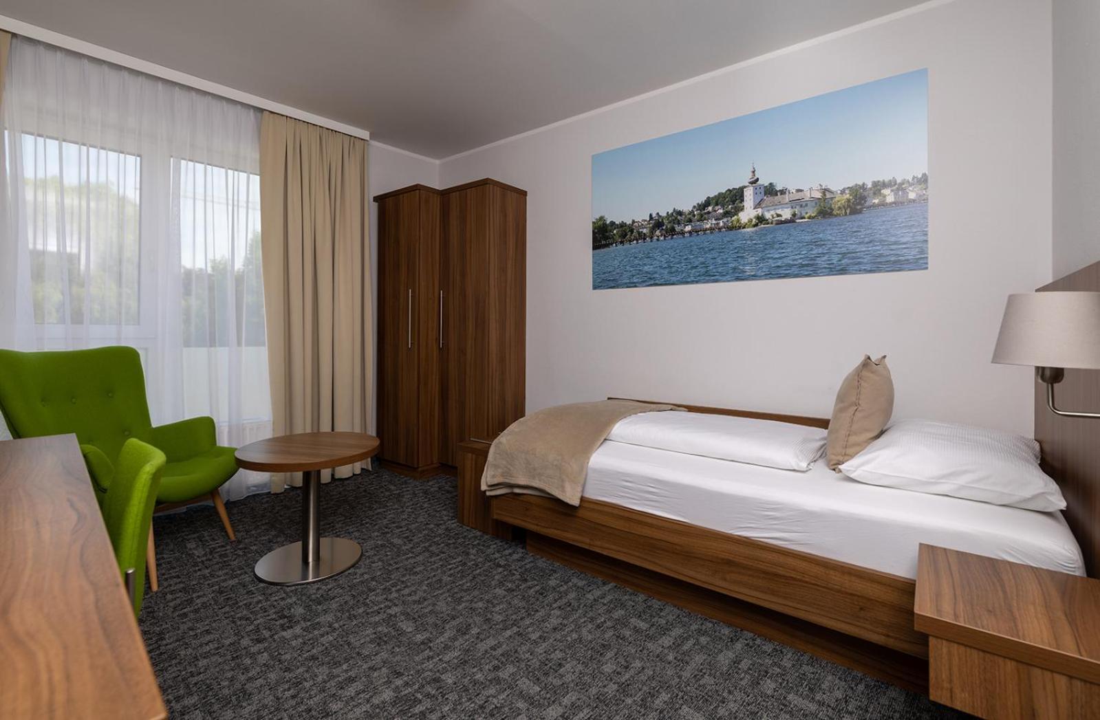 גמונדן Seehotel Im Weyer מראה חיצוני תמונה