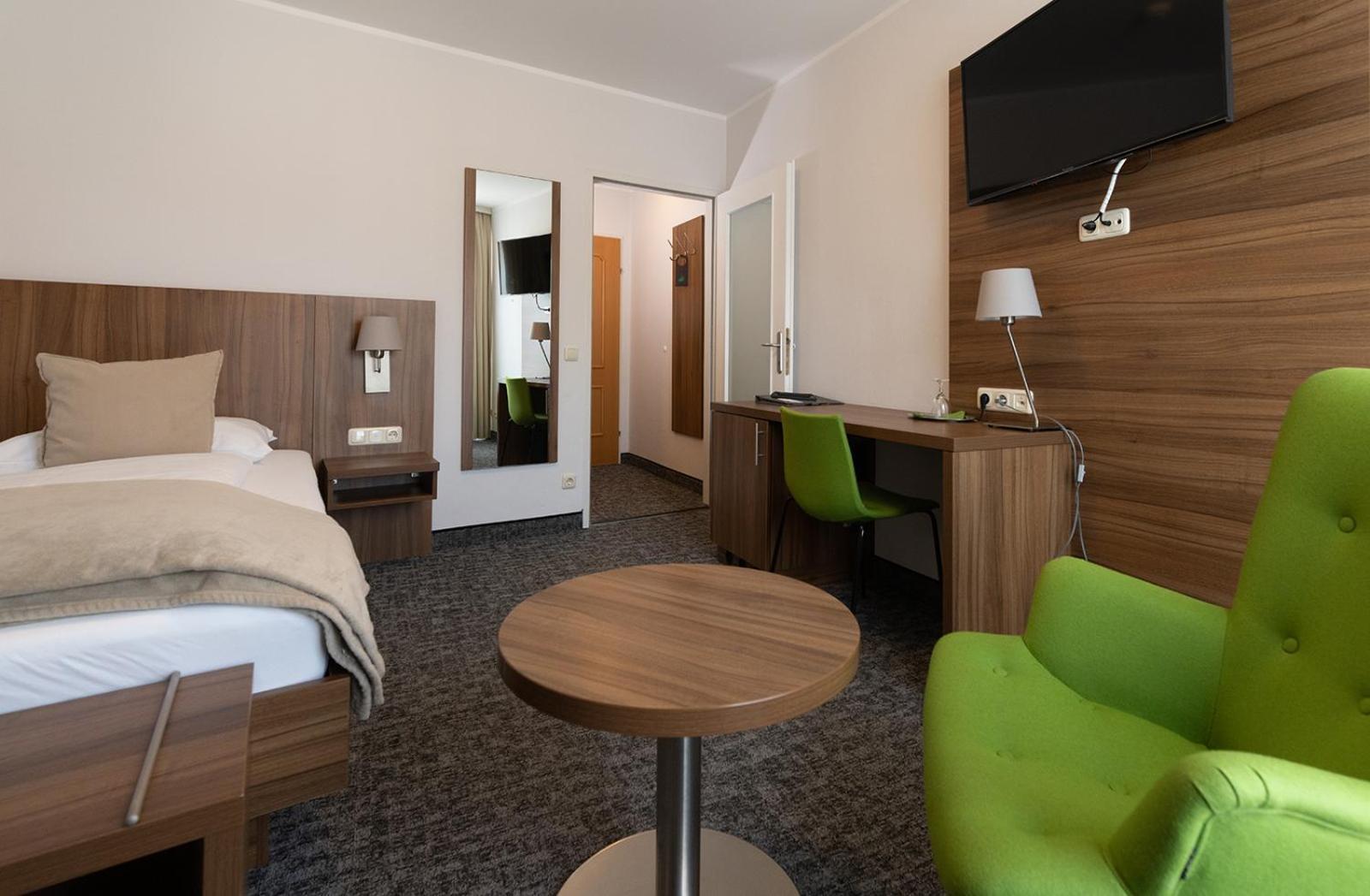 גמונדן Seehotel Im Weyer מראה חיצוני תמונה