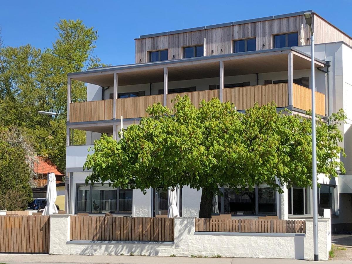גמונדן Seehotel Im Weyer מראה חיצוני תמונה